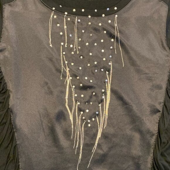 Religion Dress - Picture 2 of 6